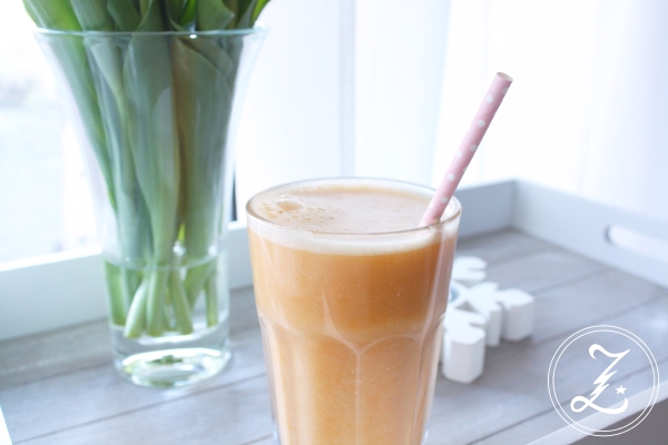 Mandarinen-Smoothie mit Banane und Kokos by Zuckergewitter