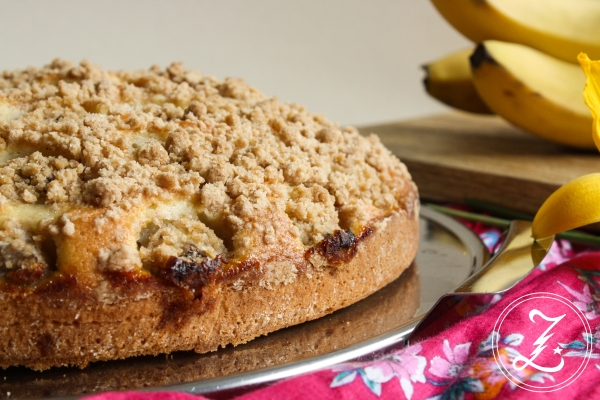 Bananen-Streusel-Kuchen aka Cuca de Banana | Zuckergewitter.de