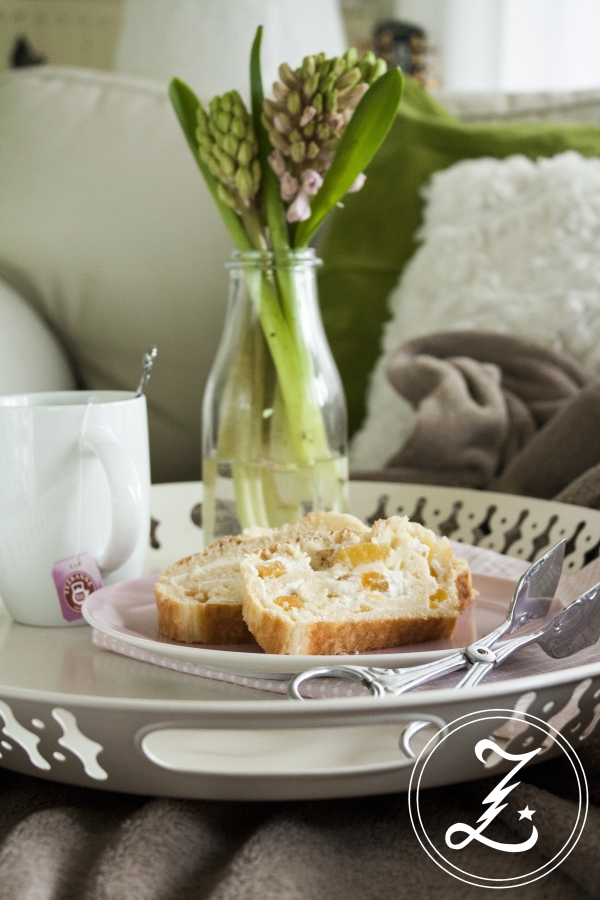 Aprikosen-Quark-Brot für die Ostertafel | Zuckergewitter.de