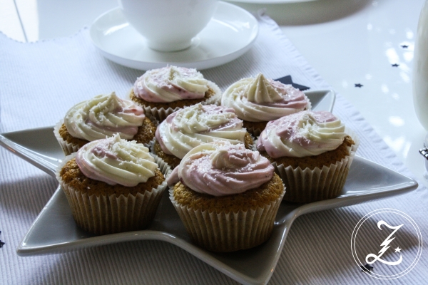 Chaicupcakes mit Erdbeer-Frischkäse-Frosting | Zuckergewitter.de